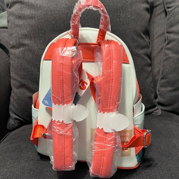 Loungefly Jaws Universal Studios exclusive Mini Backpack - Picture 8 of 9